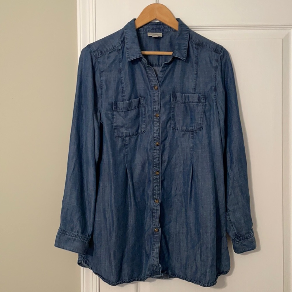 J Jill denim tunic style ladies tunic shirt blouse.